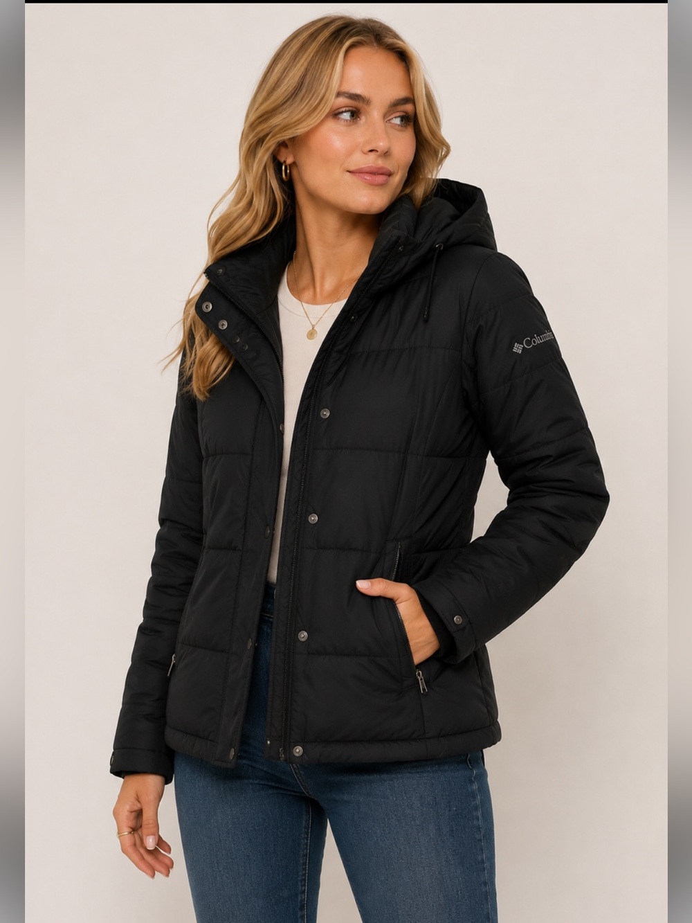 Columbia Sportswear Black Hooded Puffer Jacket Women’s Size Small